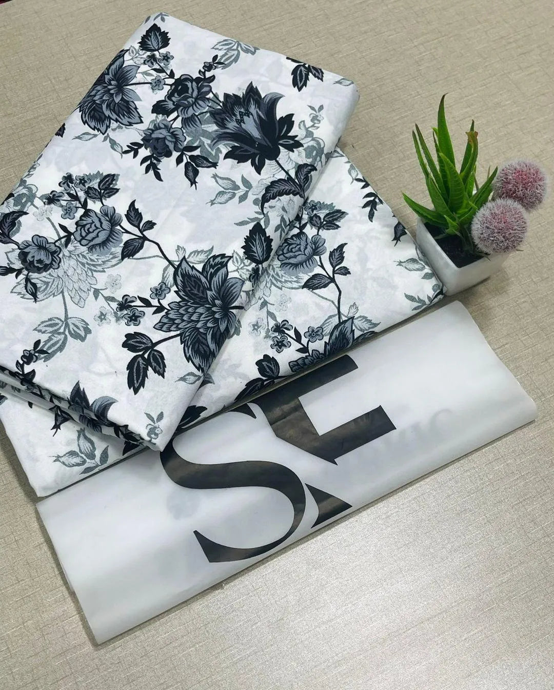 White printed polo cotton 2 piece suit for women casual wear soft breathable fabric matching shirt and trouser set