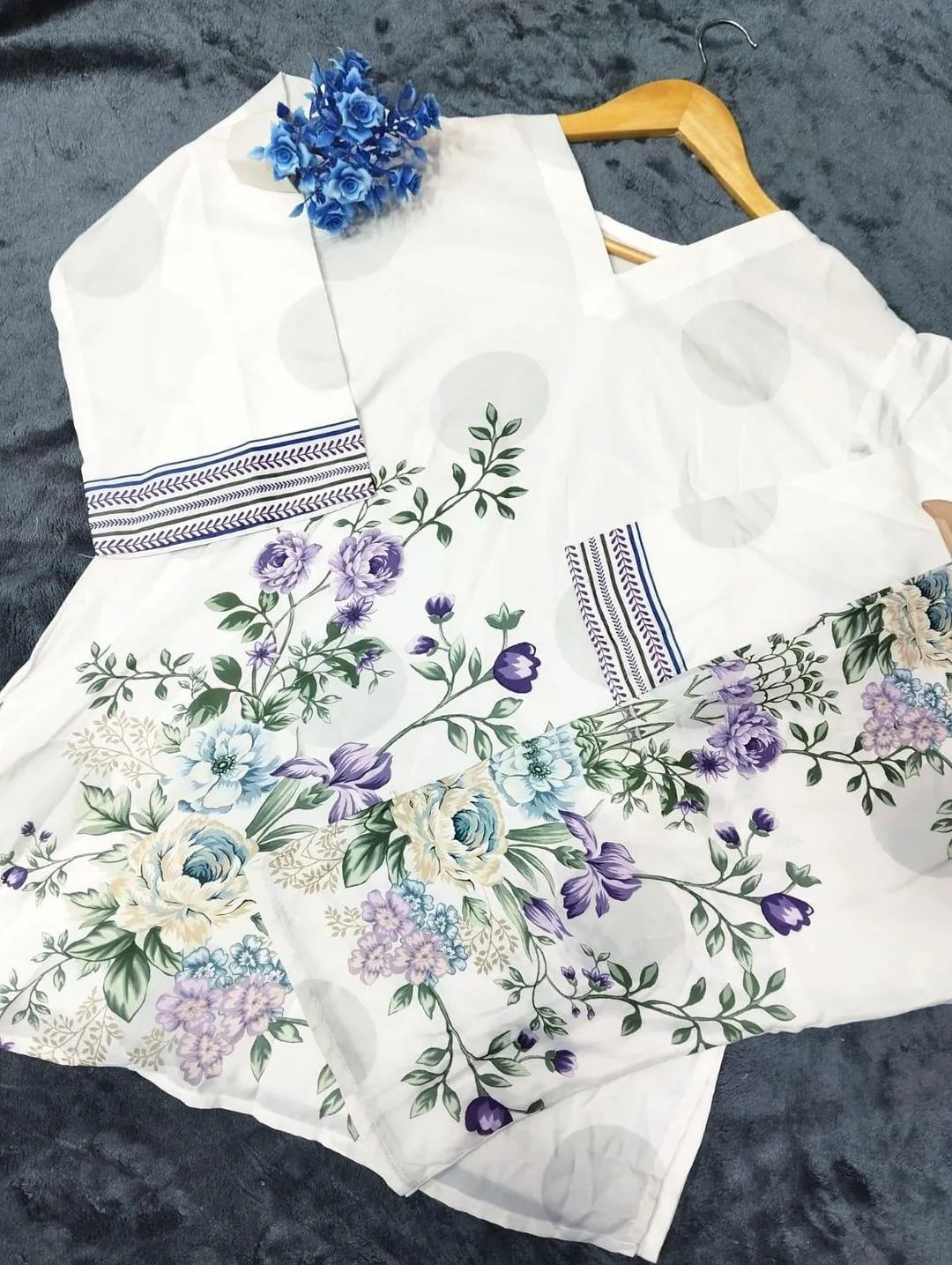 White swiss lawn printed 2 piece cord set for women with shirt and flapper trouser stylish summer casual wear