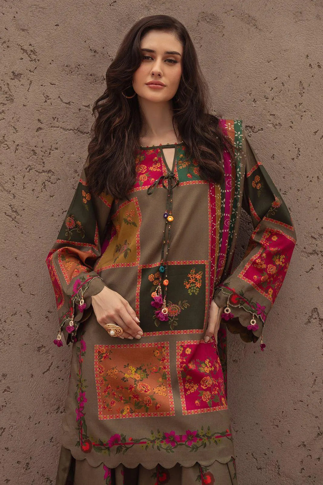 Brown digital print lawn 3 piece suit with chiffon dupatta elegant summer outfit for women soft breathable fabric
