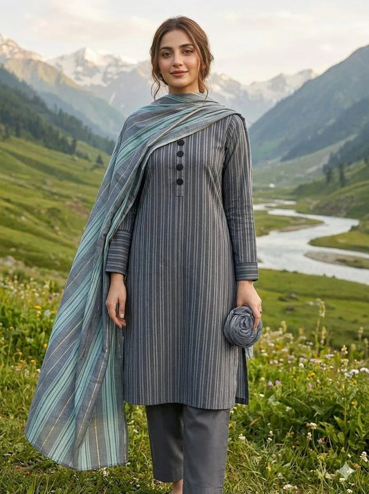 Grey printed Khaadi 3 piece suit for women with dupatta plain trouser soft breathable elegant traditional outfit